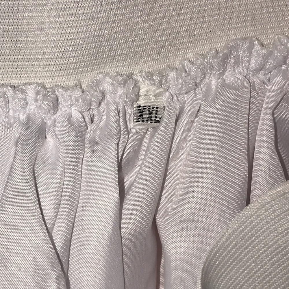 Never worn - perfect condition - beautiful - Picture 4 of 5